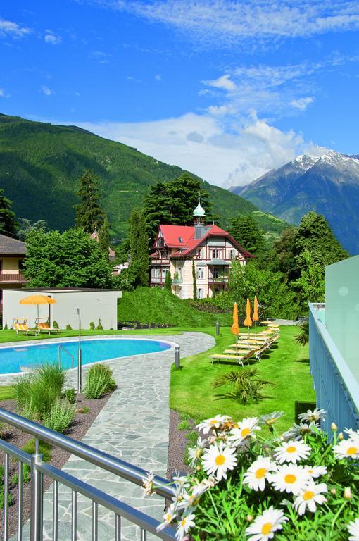 Das Filipinum Merano Luaran gambar